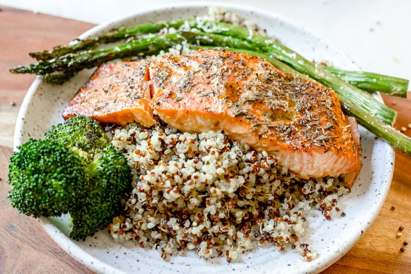 Baked Salmon with Quinoa and Steamed Broccoli