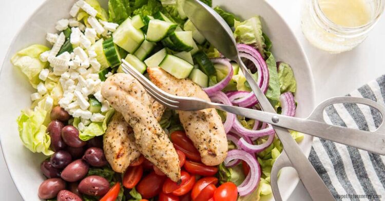 Grilled-Chicken-Salad-with-Olive-Oil-Dressing